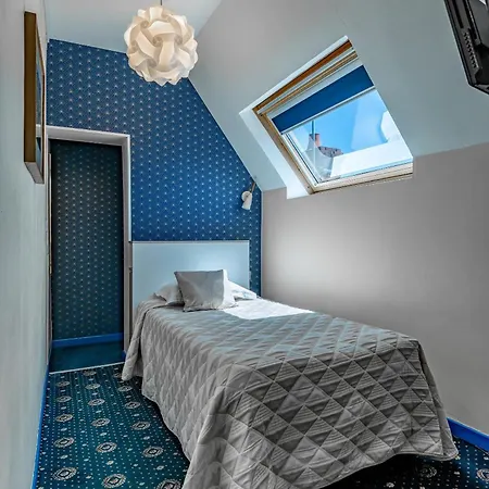 Logis Hotel Central Montargis Exterior photo
