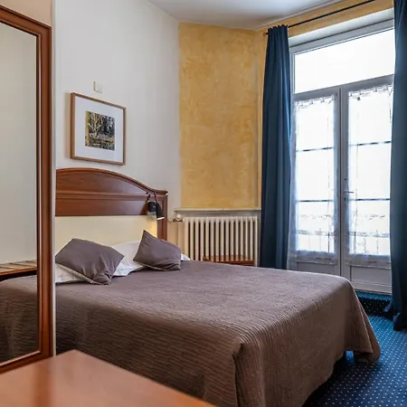 Logis Hotel Central Montargis Exterior photo