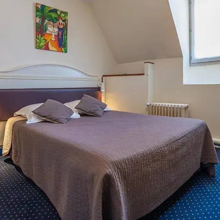Logis Hotel Central Montargis Exterior photo