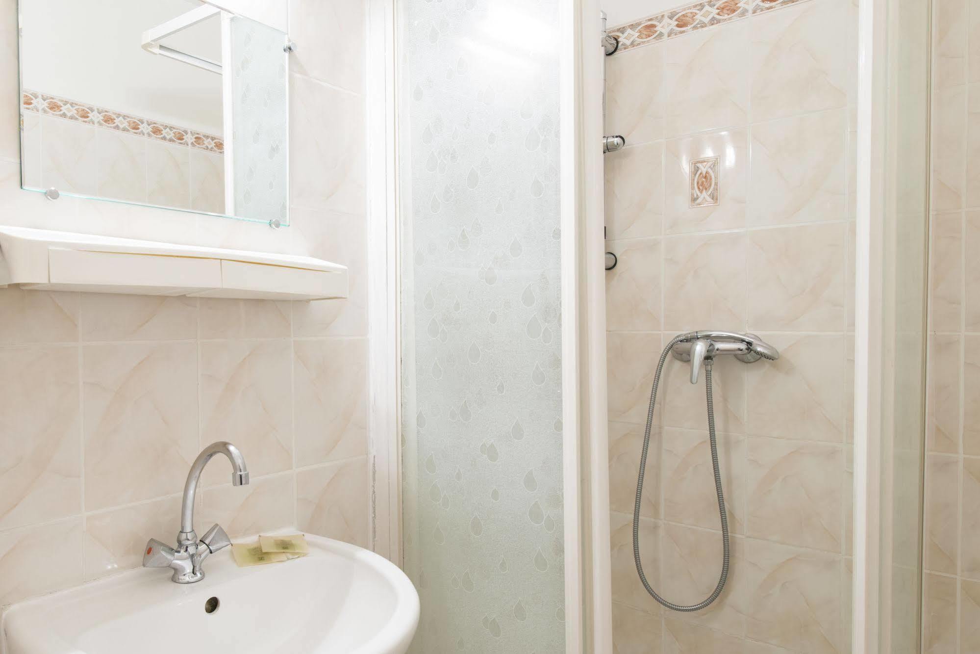 Hotel Logis Hotel Central